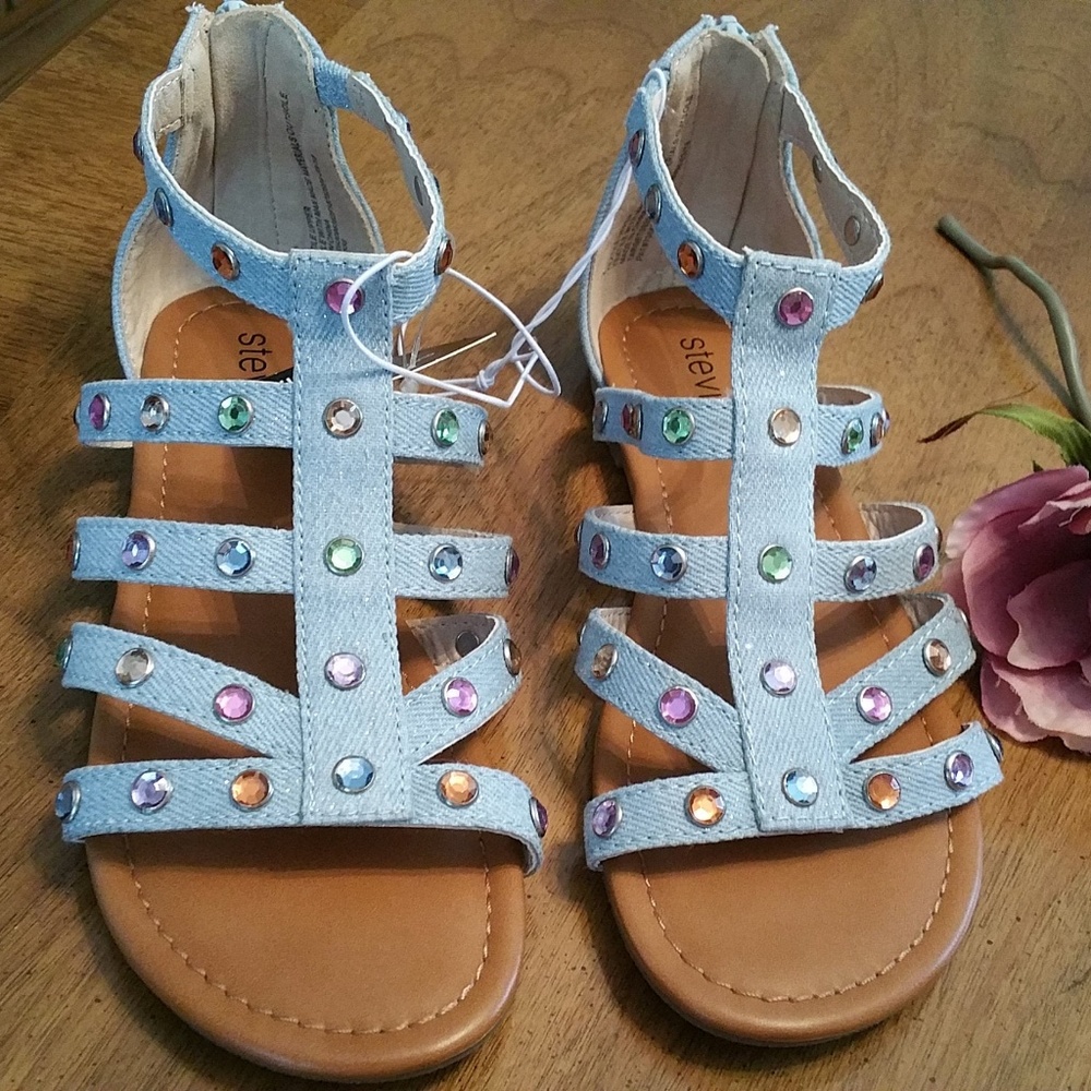 NWT Stevies Size 2 Blue Jeweled Strappy Sandals